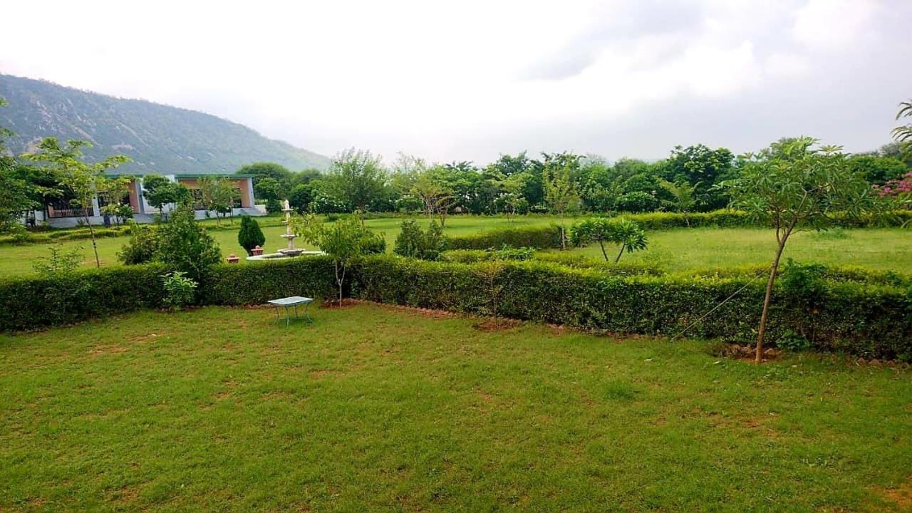 Hotel The Sariska Retreat à Thana Ghazi Extérieur photo